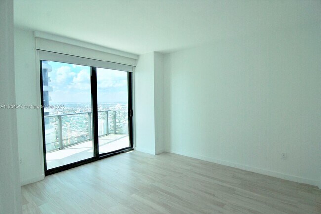 Building Photo - 1300 S Miami Ave