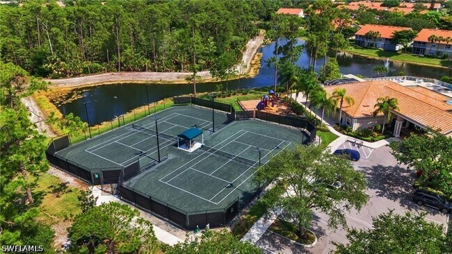 Building Photo - 4950 Deerfield Way