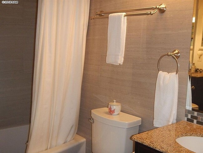 Building Photo - Keonekai Villages Furnished Upstairs 2 bedroom, 1.5 bathroom unit, with 2 parking spaces