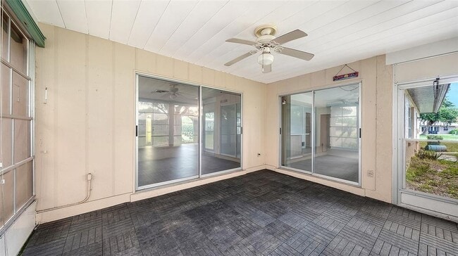 Building Photo - 515 Rousseau Dr