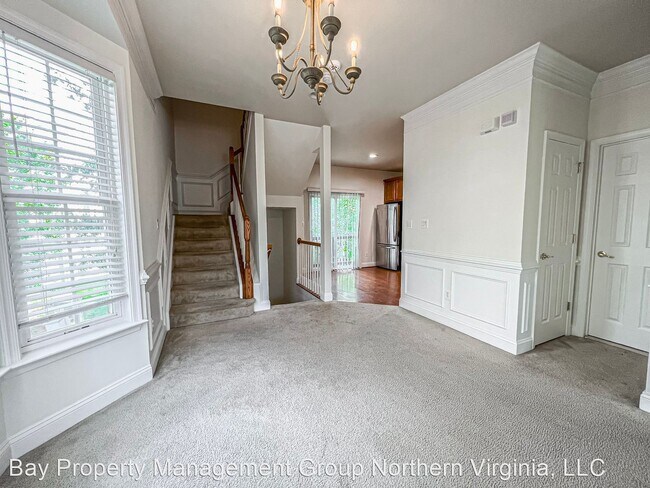 Building Photo - 3 br, 2.5 bath House - 11912 Hayes Station...