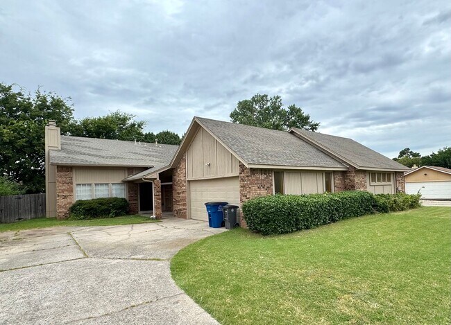 Primary Photo - Gorgeous 3 bedroom 2.5 bathroom Duplex home!