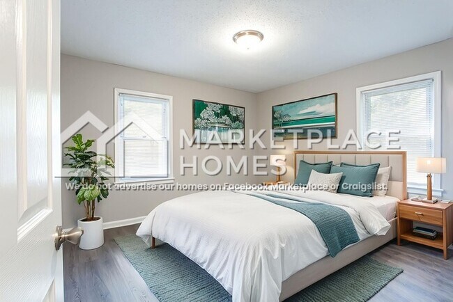 Building Photo - 3516 Maryvale Dr