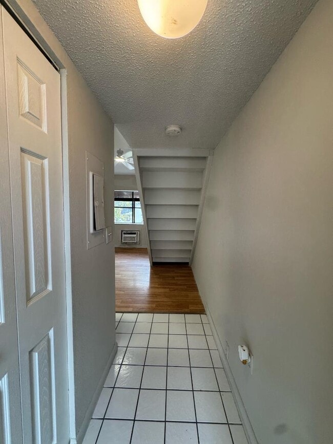 Building Photo - 1260 E 113th Ave