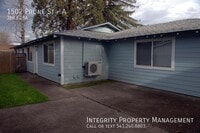 Building Photo - 1502 Prune St