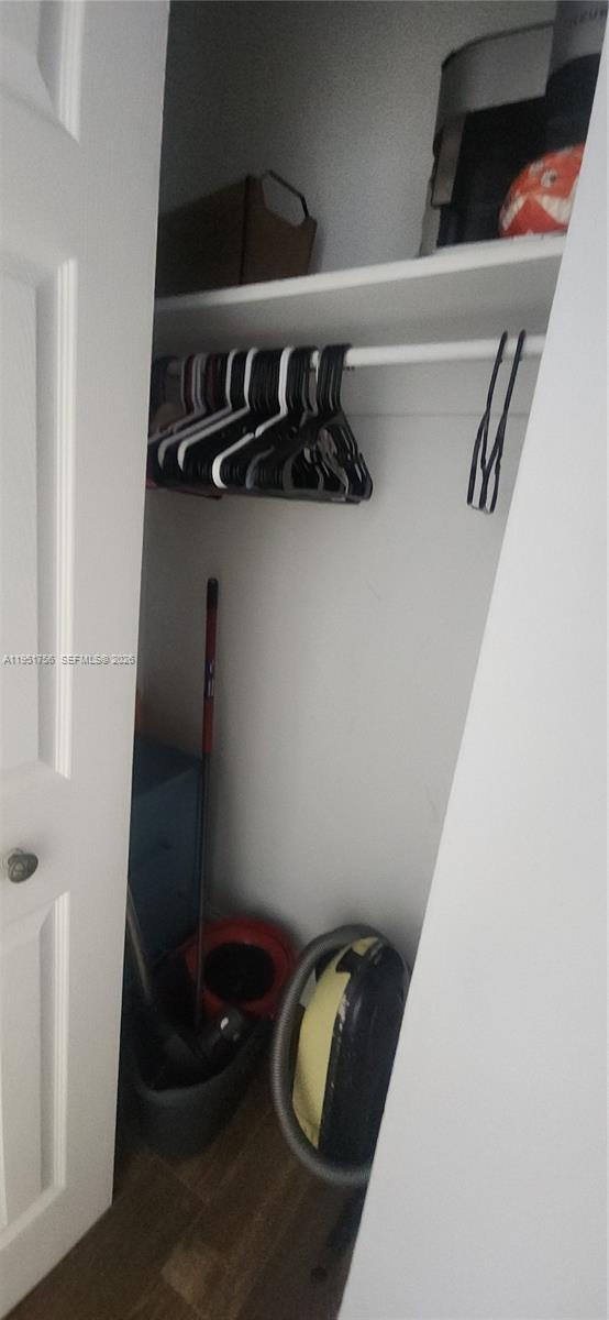 Building Photo - 1985 S Ocean Dr