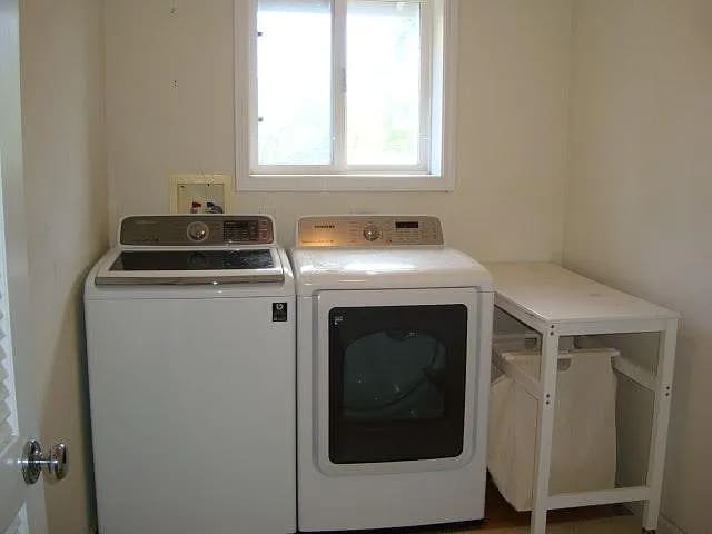 Building Photo - 7120 Naakea St