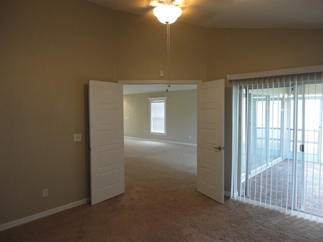 Building Photo - 4937 Whistling Pines Ct