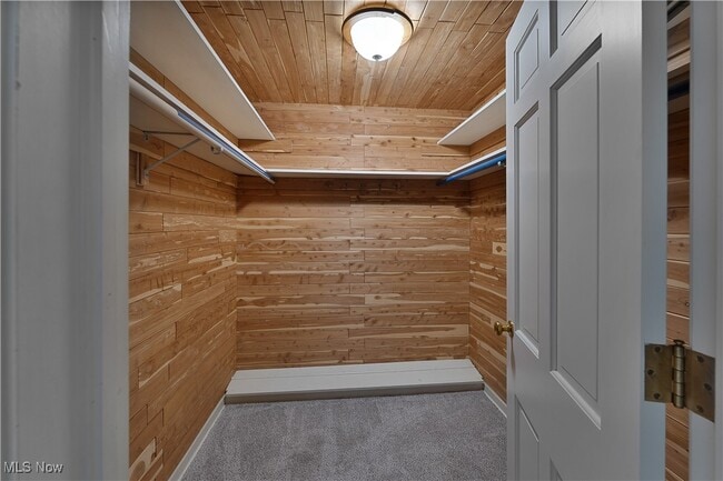 Building Photo - 4185 Adeer Dr