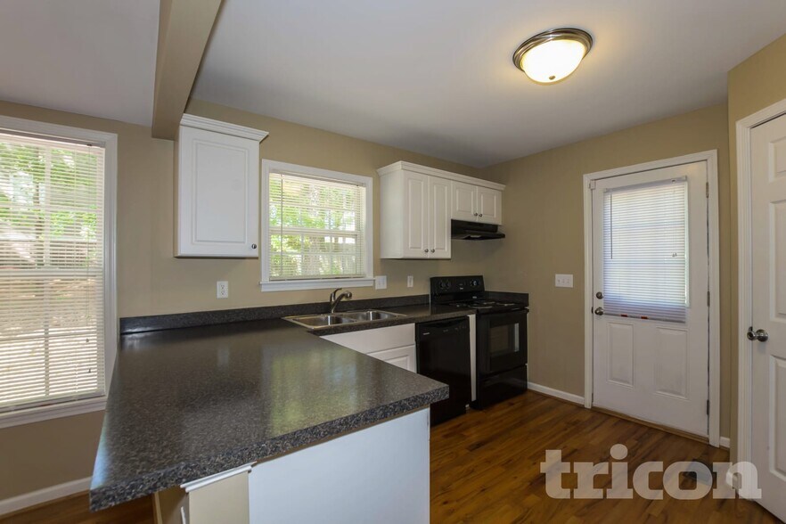 Building Photo - 125 St Andrews Pl Dr