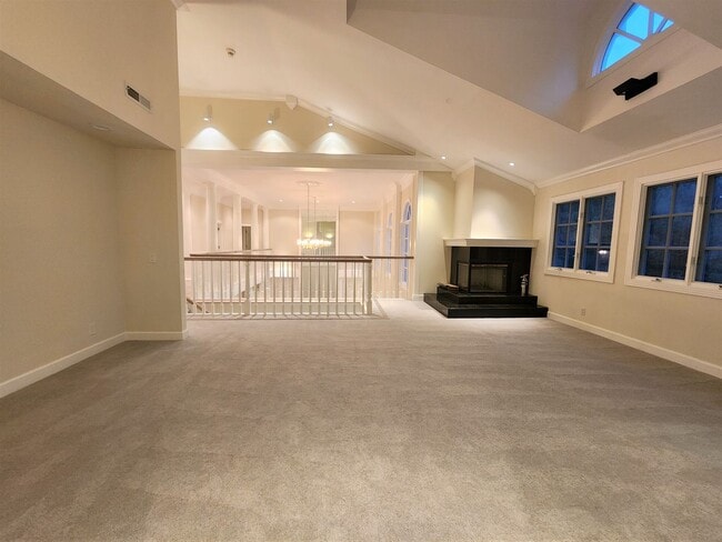Building Photo - Extraordinary Atherton Estate with Cottage...