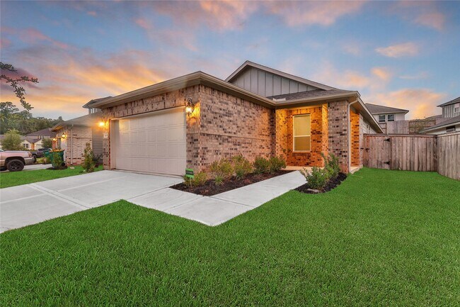 Building Photo - 6609 Lahna Oak Dr