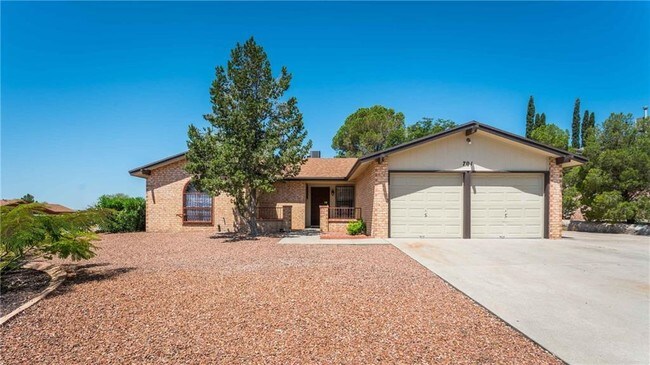 Building Photo - 701 El Parque Dr