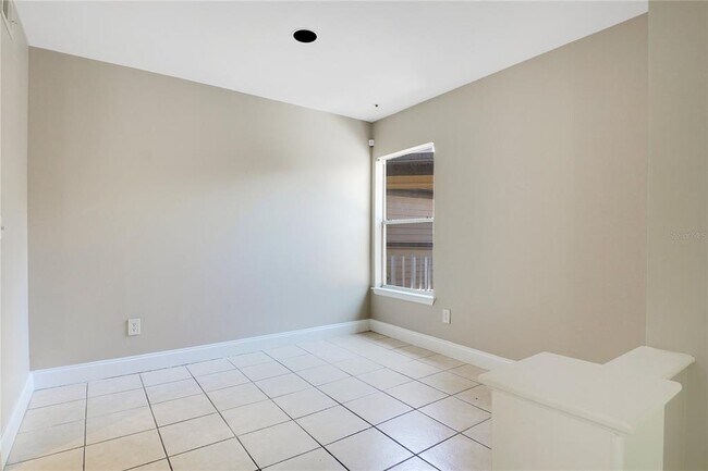 Building Photo - 482 N Pin Oak Pl