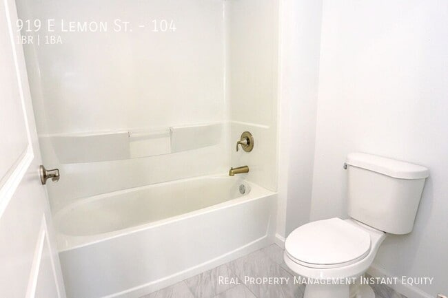 Building Photo - 919 E Lemon St