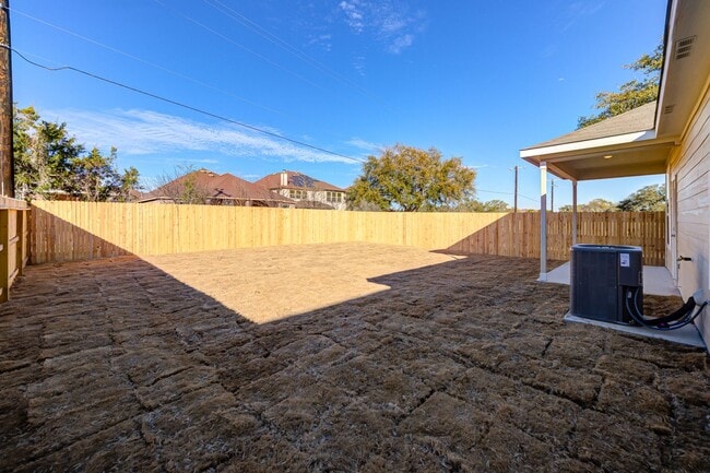 Building Photo - New Construction Rental Home in NW Side.