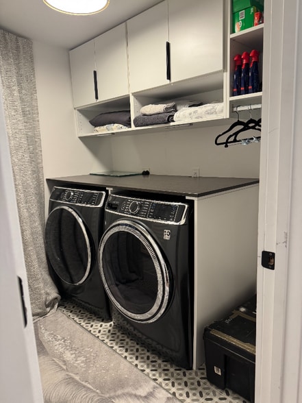 Building Photo - 15 Yale St