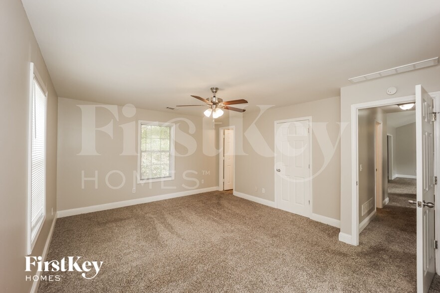 Building Photo - 73 Pine Shadows Ct