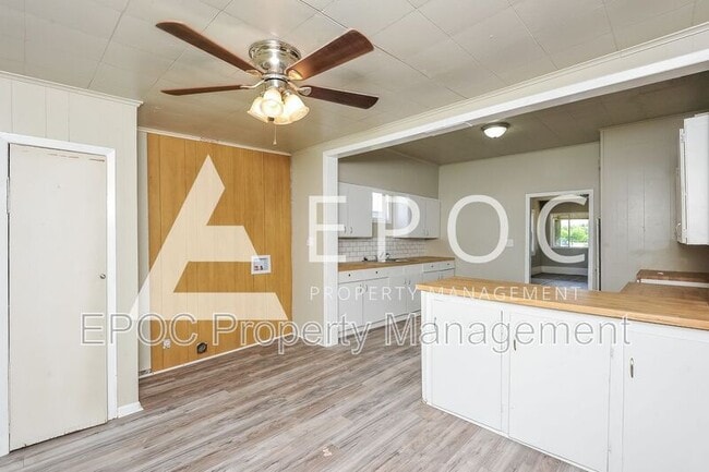 Building Photo - 1306 Harrison St