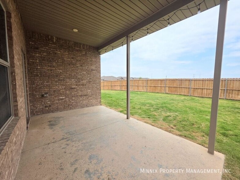 Building Photo - 6801 Ranch Ave.