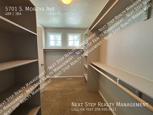 Building Photo - 5701 S Moreya Ave