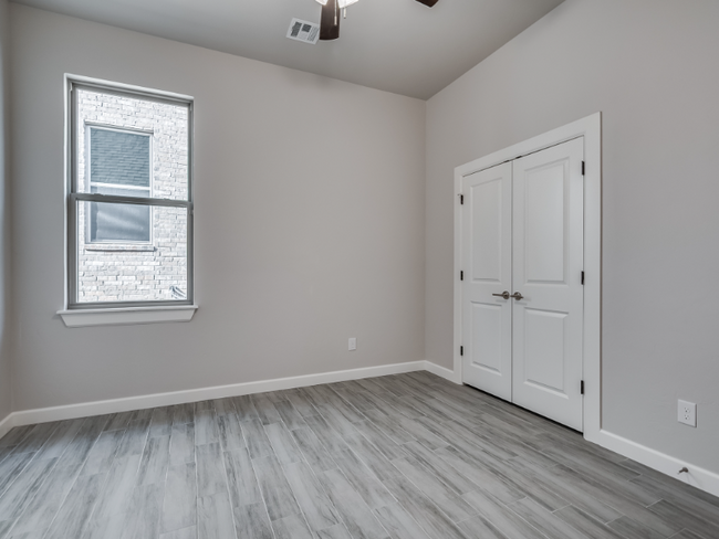 Building Photo - 1324 Chelham Ln