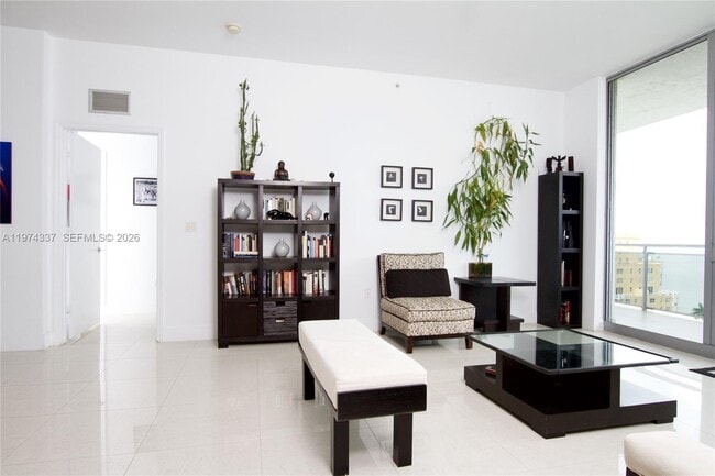 Building Photo - 7901 Hispanola Ave