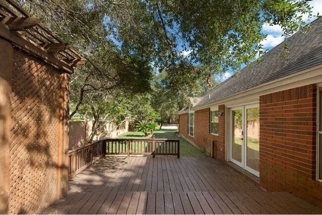 Building Photo - 14635 Hearthstone Meadows Dr
