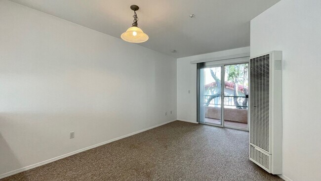 Building Photo - One Bedroom Apartment Near Downtown SLO
