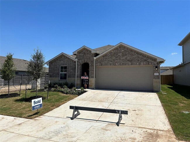 Building Photo - 13713 Howser Trce