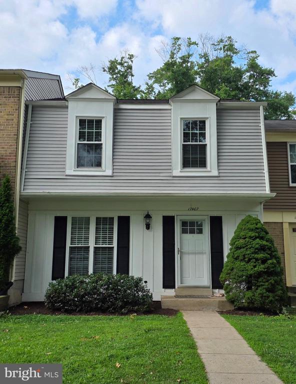 Building Photo - 17407 Gallagher Way