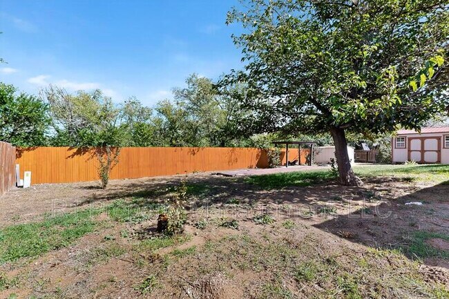 Building Photo - 2702 Avenida Del Sol
