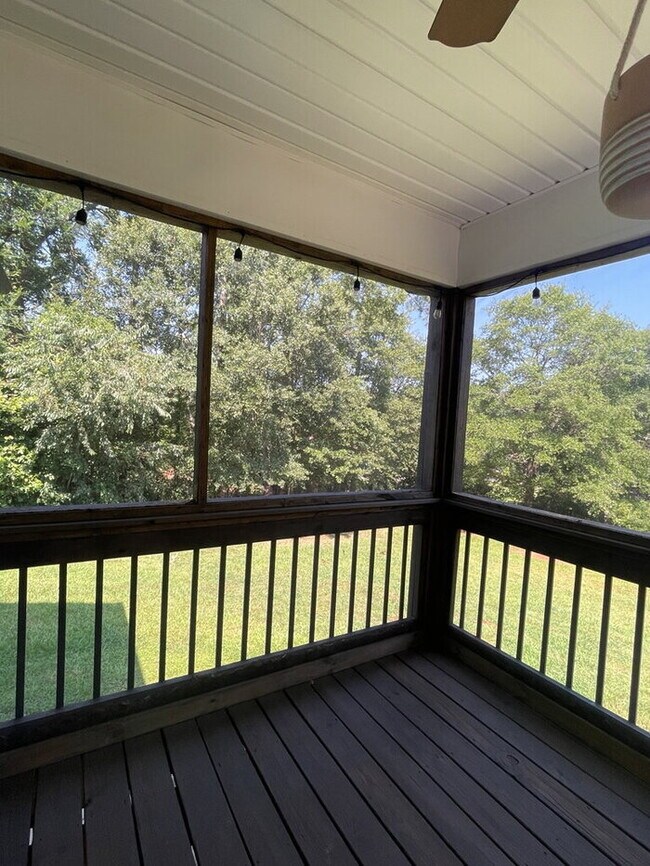 Building Photo - "Charming 4-Bedroom Retreat in Anderson with Spacious 1760 Sq Ft Layout - Your Perfect Home Awaits!"