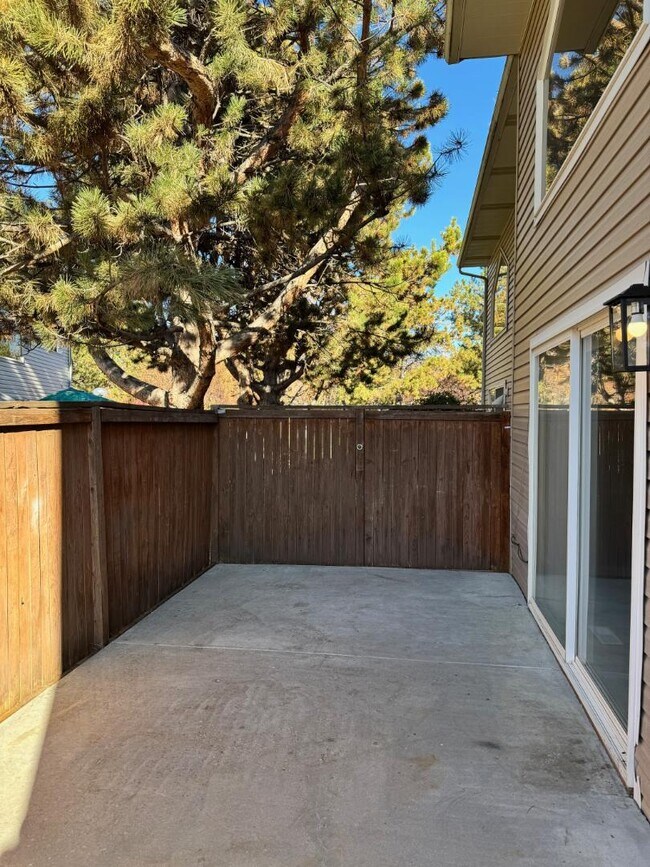 Building Photo - 5561 S Caper Pl