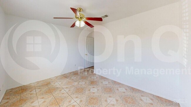 Building Photo - 2152 W Burlwood Way