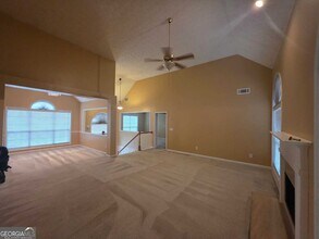 Building Photo - 323 Bald Eagle Way