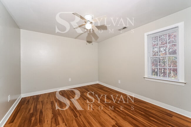 Building Photo - 14700 Blue Creek Pl