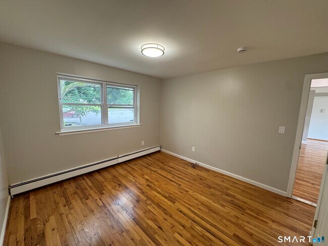 Building Photo - 69 Mountain Laurel Dr