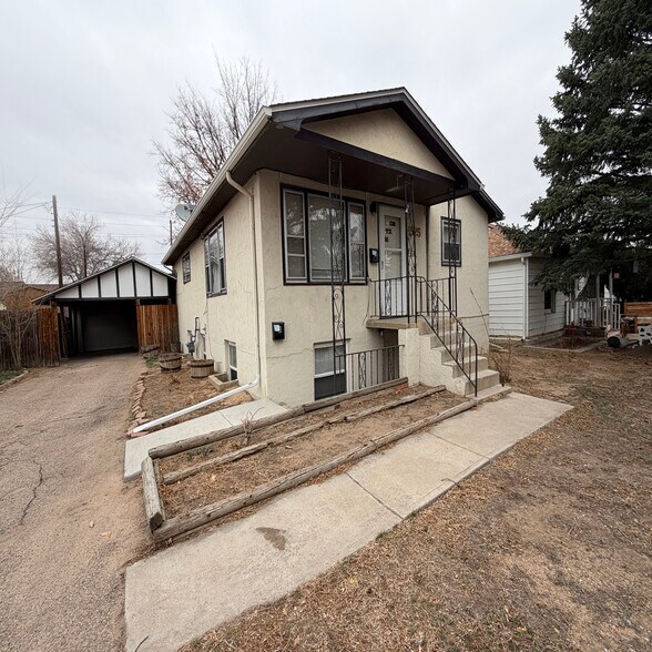 Building Photo - 1525 6th St