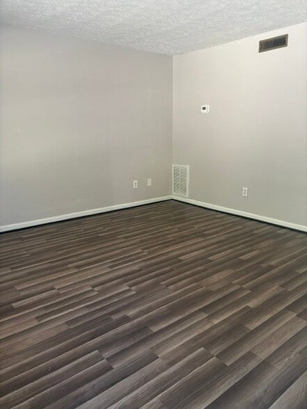 Building Photo - 918 Blankenship Rd