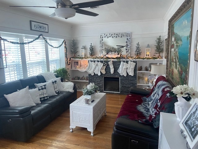 Building Photo - 3106 N Cicero Ave