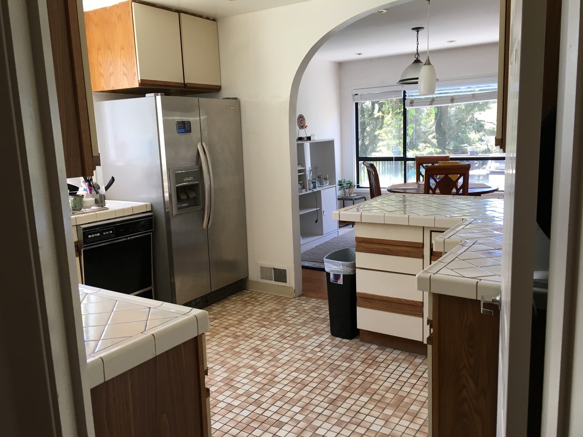 Building Photo - 409 Dellbrook Ave