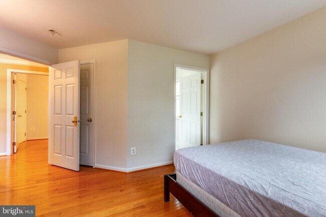 Building Photo - 13286 Holly Meadow Ln