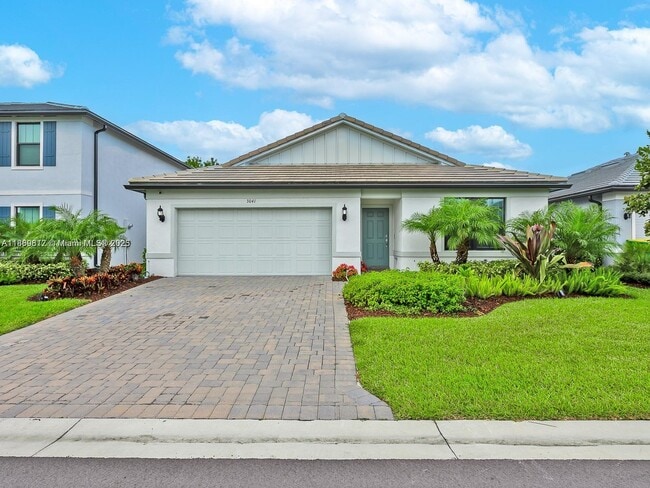 Primary Photo - 3041 Hibiscus Ave