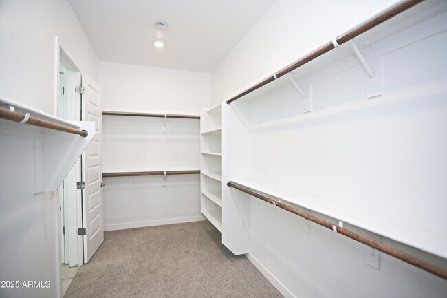 Building Photo - 4623 S 111th Dr