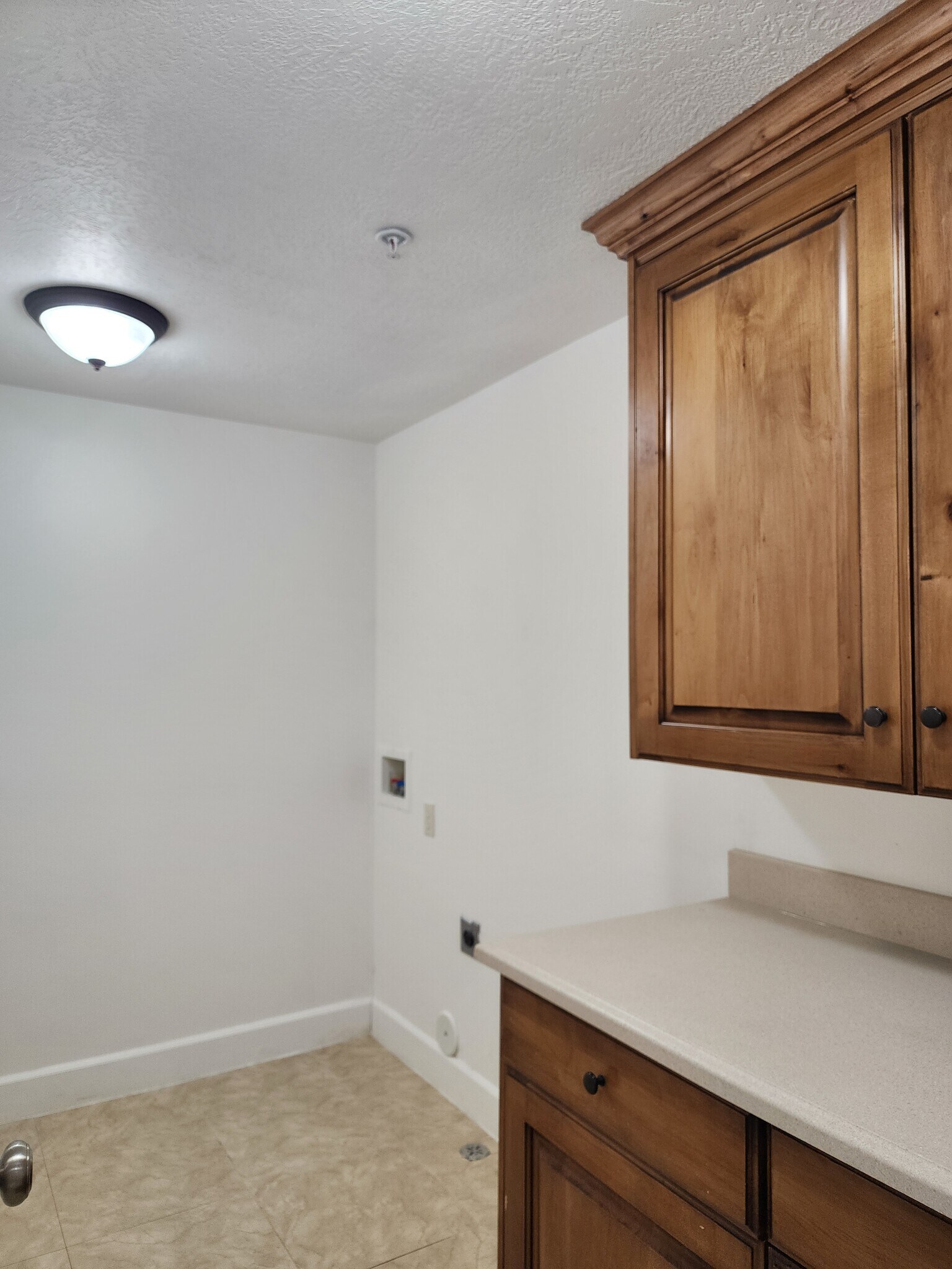 Building Photo - 1030 N 995 W