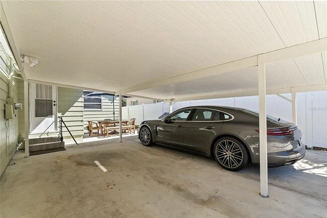 Building Photo - 4628 Dr M.L.K. Jr St N