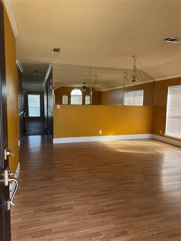 Primary Photo - 1510 Loveland Dr