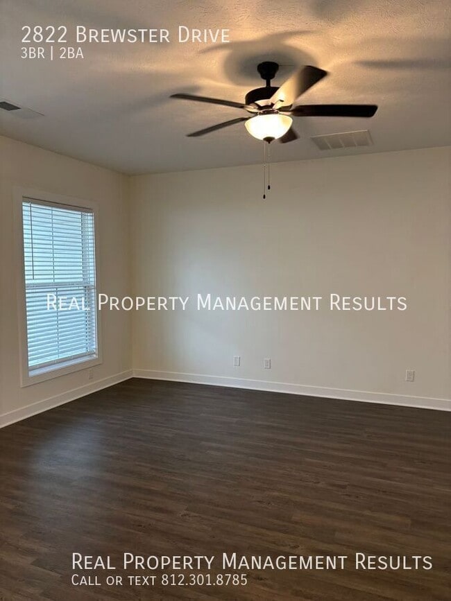 Building Photo - 2822 Brewster Dr