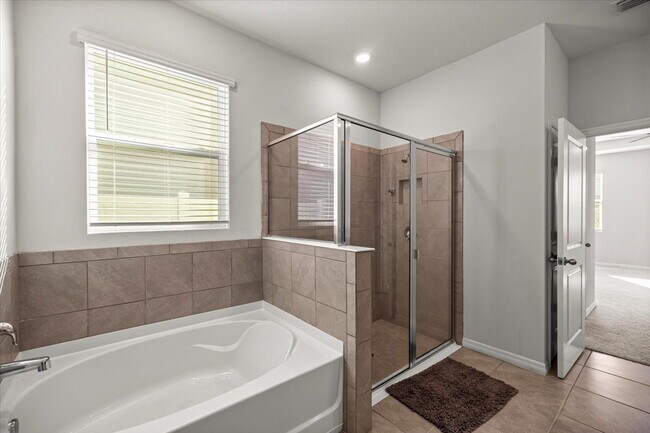 Building Photo - Pet-Friendly Greystone Hills Rental with Fenced Yard & Resort-Style Amenities